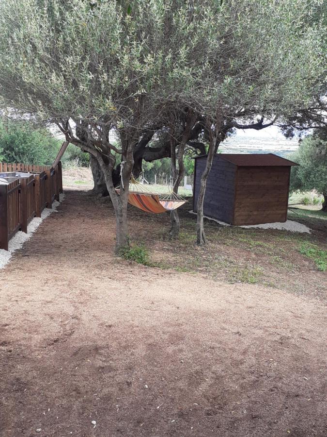 Gli Olivastri Con Piscina,Solarium, Vista Mare ,Sole -Mare E Tanta Natura ,Climatizzatore,Wifi อาเญ็นตู ภายนอก รูปภาพ